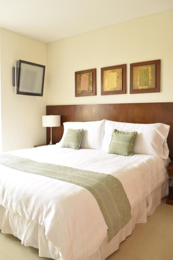 Wyndham Garden Villavicencio Rnt 26993 레스트레포 외부 사진
