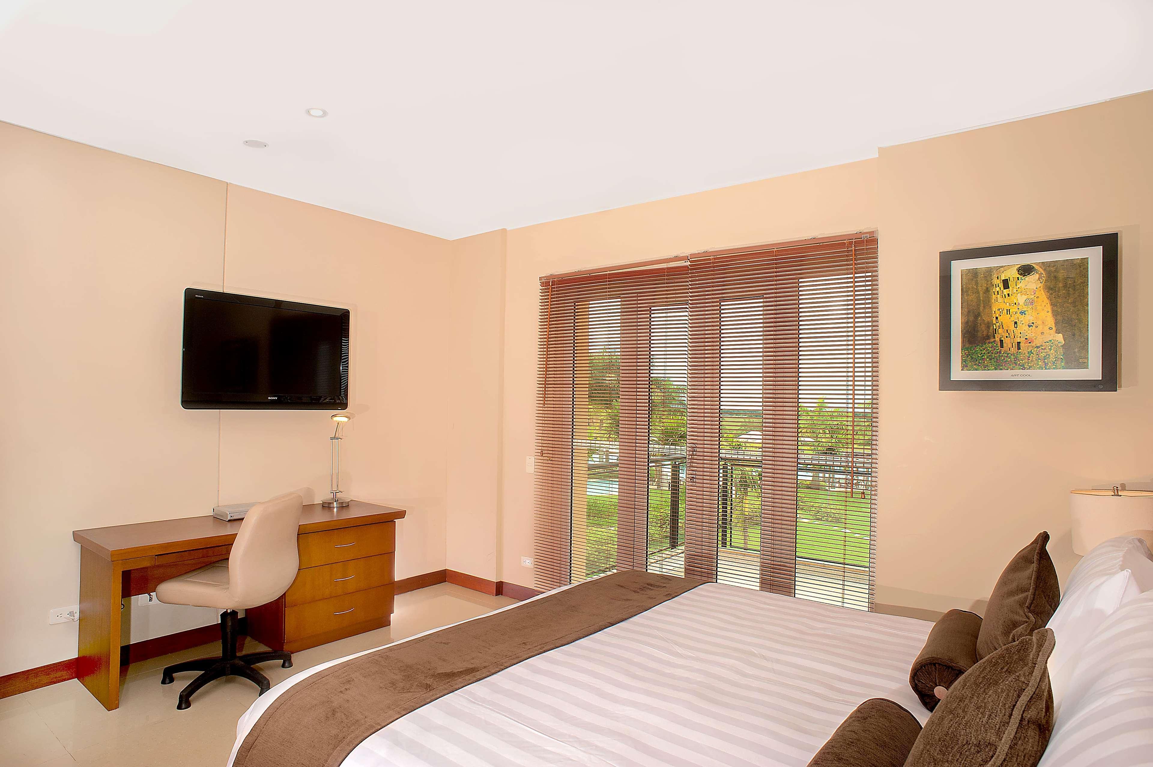 Wyndham Garden Villavicencio Rnt 26993 레스트레포 외부 사진