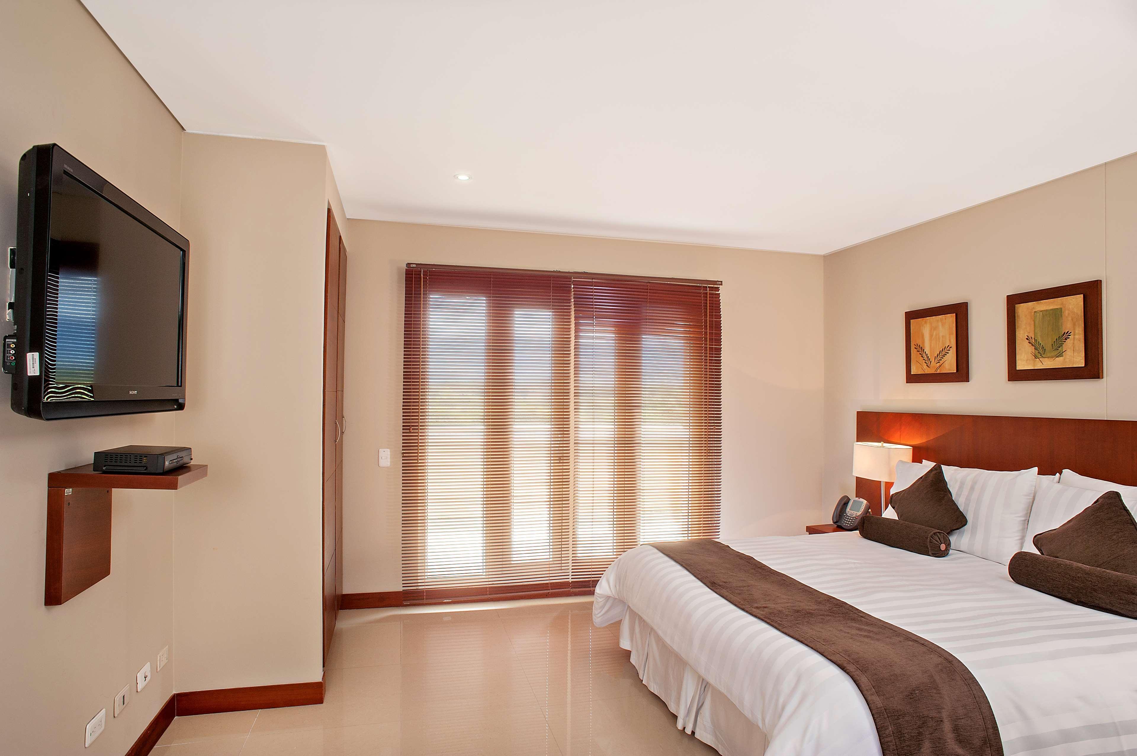 Wyndham Garden Villavicencio Rnt 26993 레스트레포 외부 사진