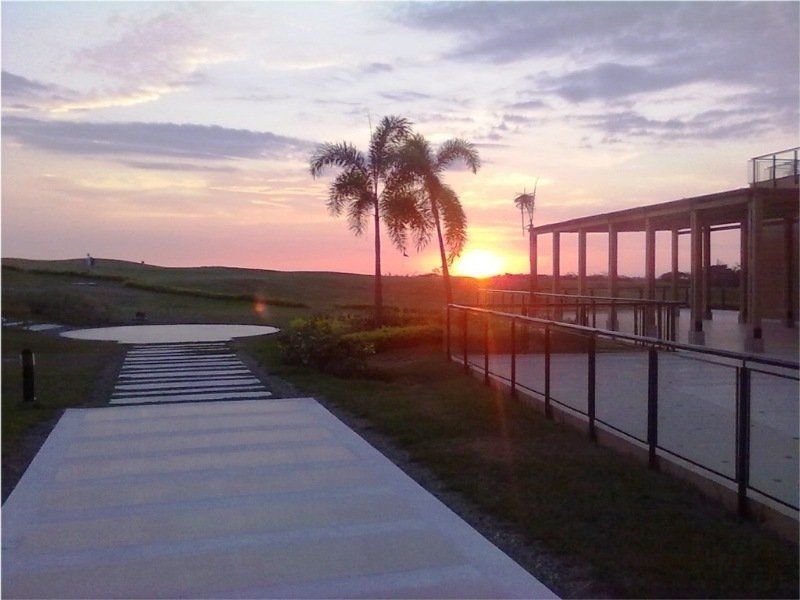 Wyndham Garden Villavicencio Rnt 26993 레스트레포 외부 사진
